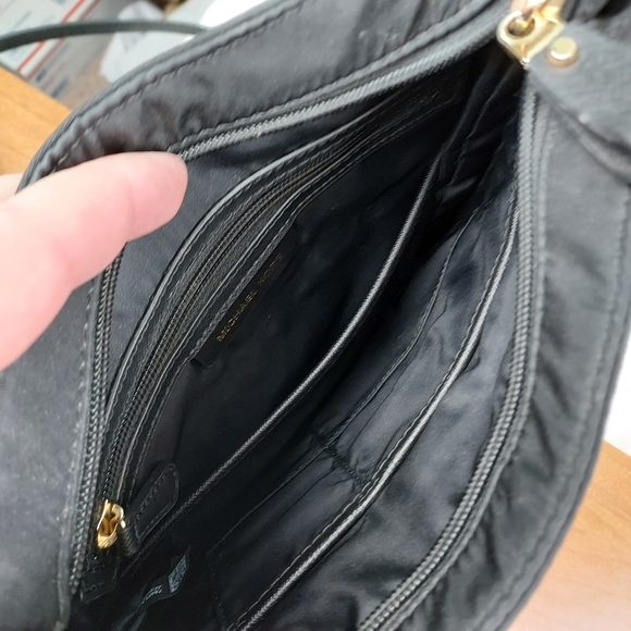 Michael Kors nylon crossbody bag, size 10x10, black - Picture 5 of 6